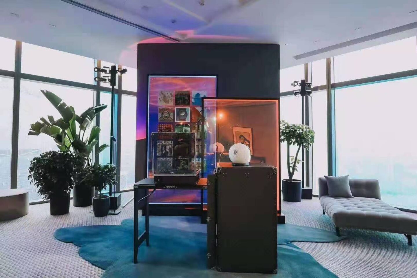 Mini Profile 40 Lv Shenzhen (8)